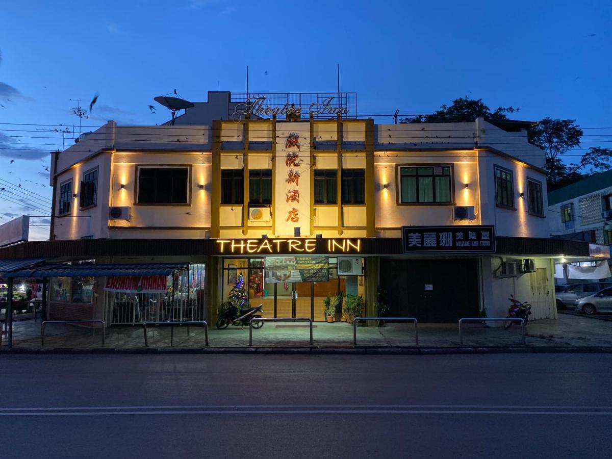 Theatreinn Sri Aman Exterior photo