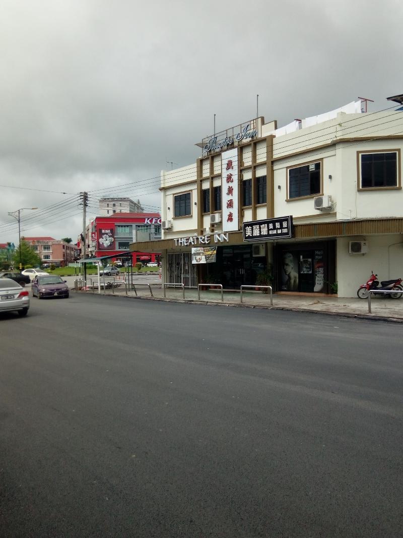 Theatreinn Sri Aman Exterior photo